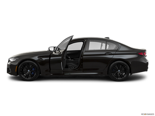 2023 BMW M5